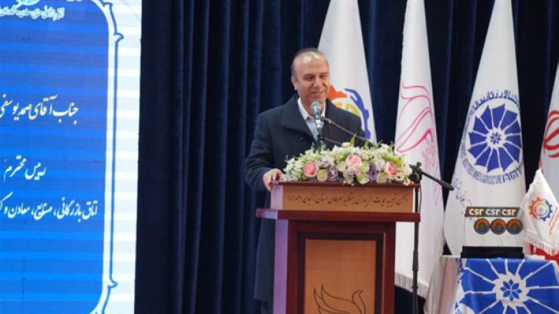 در نشست شورای گفت&zwnj;وگوی استان زنجان مطرح شد؛ ورود به حوزه مسئولیت اجتماعی، از توسعه فکری بنگاه&zwnj;ها حکایت دارد | بوروکراسی اداری مانع رفع ناترازی است