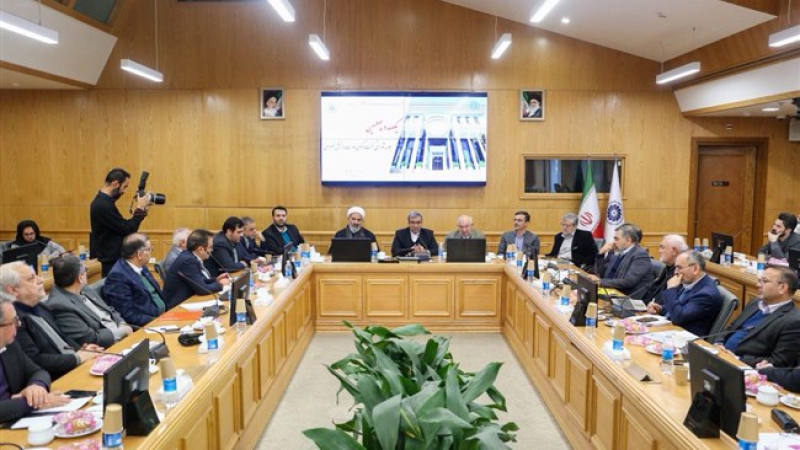 در صدوچهلمین جلسه شورای گفت&zwnj;وگوی خراسان رضوی بررسی شد: راهکارهای خروج گلخانه&zwnj;ها از رکود و تسهیل مسیر تولید | ارتقای فناوری، شرط سودآوری و پایداری کشت&zwnj;های گلخانه&zwnj;ای است