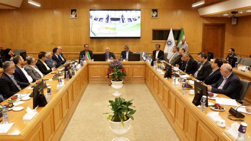 رئیس اتاق مشهد در نشست شورای گفت&zwnj;وگوی خراسان رضوی؛ بخش خصوصی خواستار بازنگری در دستورالعمل سهمیه ارزی وزارت صمت است