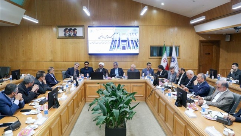 در نشست شورای گفت&zwnj;وگوی استان خراسان رضوی مطرح شد؛ تنوع&zwnj;بخشی به مسیرهای واردات و صادرات؛ راهبردی برای تقویت تاب&zwnj;آوری تجارت کشور