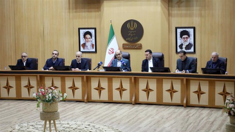 در نشست شورای گفت&zwnj;وگوی استان گیلان مطرح شد؛ پیشرفت بازار کار و کالا در گرو توسعه بازار پول و سرمایه است | پیش&zwnj;نیازهای موفقیت در تولید و سرمایه&zwnj;گذاری