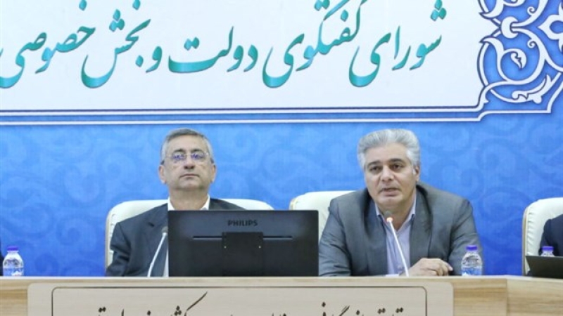 رییس اتاق خرم آباد در&zwnj; جلسه شورای گفت&zwnj;وگوی لرستان تاکید کرد؛ مداخله فوری دولت برای حفظ زنجیره تولید در شرایط بحران ضروری است