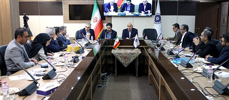 در نشست کمیته ارزی اتاق ایران مطرح شد؛ بخش خصوصی منتظر شفافیت بیشتر بانک مرکزی است | بانک مرکزی به وعده&zwnj;های خود با بخش خصوصی عمل نکرده است