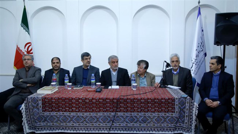 در نشست شورای گفت&zwnj;وگوی استان یزد بررسی شد؛ جبران اثرات نامطلوب ناترازی&zwnj;های بانکی و انرژی بر تولید ضروری است