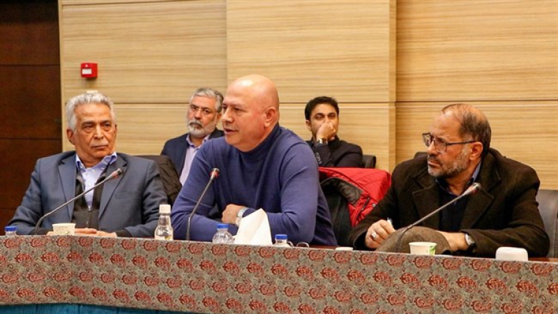 بهرام شکوری در نشست شورای گفت&zwnj;وگوی استان یزد مطرح شد؛ پیش&zwnj;شرط توسعه، اصلاح ساختارهای دولتی و کاهش موانع پیش روی بخش خصوصی است