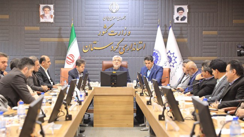در شصت و ششمین نشست شورای گفتگوی کردستان اعلام شد؛ لزوم جذب سرمایه&zwnj;گذاری خارجی برای تحقق توسعه | نشست با سرمایه گذاران اقلیم کردستان توسط اتاق سنندج برگزار می شود
