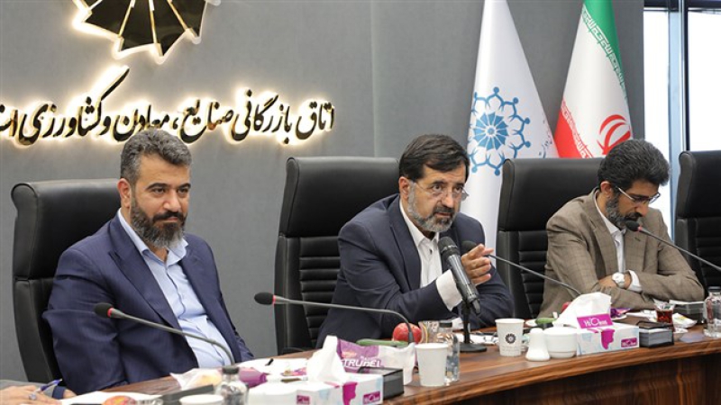 در نشست شورای گفت&zwnj;وگوی استان قم اعلام شد؛ هنرستان&zwnj;های جوار صنایع به&zwnj;منظور تأمین نیروی کار ماهر راه&zwnj;اندازی شوند | الزام صرفه&zwnj;جویی در مصرف برق بخش خانگی و اداری