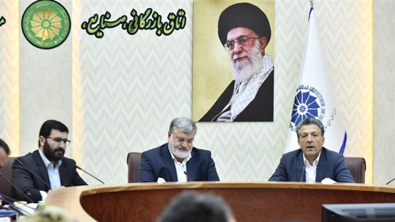 رئیس اتاق ارومیه در نشست شورای گفت&zwnj;وگوی آذربایجان غربی؛ بانک&zwnj;ها باید نقش خود را در توسعه با حمایت از تولید و صنعت ایفا کنند