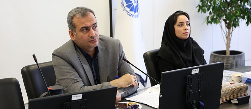 در نشست کارگروه شورای گفت&zwnj;وگو مطرح شد؛ روش پرداخت مطالبات واردکنندگان کنجاله سویا تا پایان هفته آینده مشخص می&zwnj;شود.