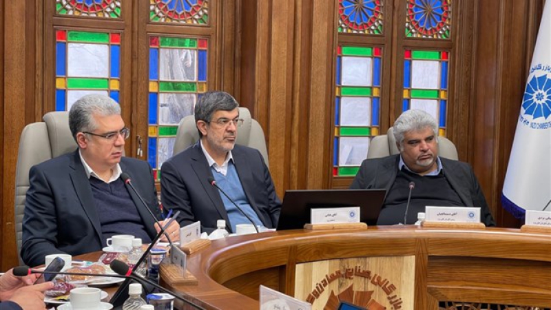 در نشست شورای گفت&zwnj;وگوی استان یزد مطرح شد؛ توسعه اقتصادی به دست بخش خصوصی رقم خواهد خورد | بخش خصوصی جسورتر مطالبات را دنبال کند